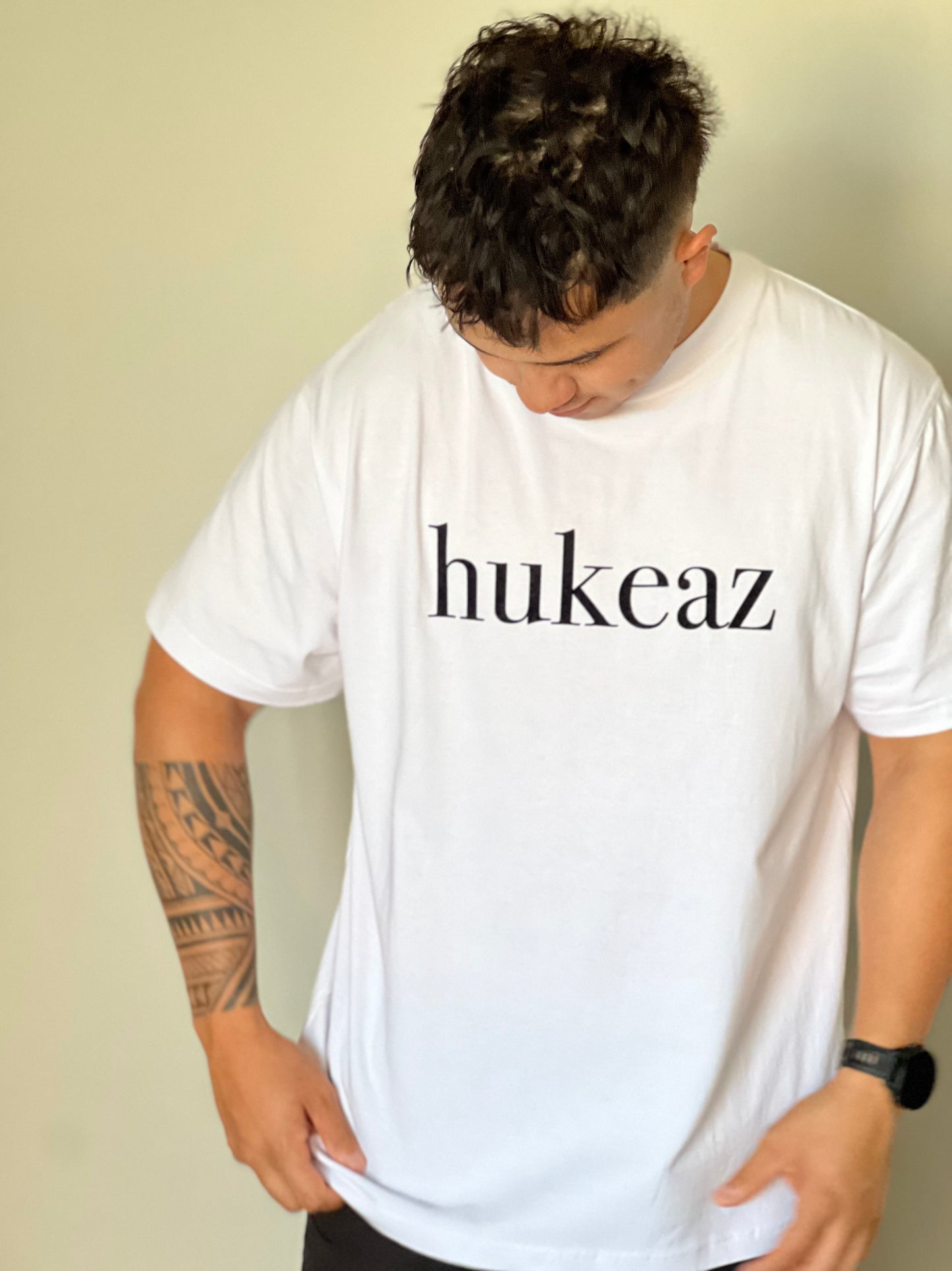 HUKEAZ - Mens - Plain Tee - White/Black