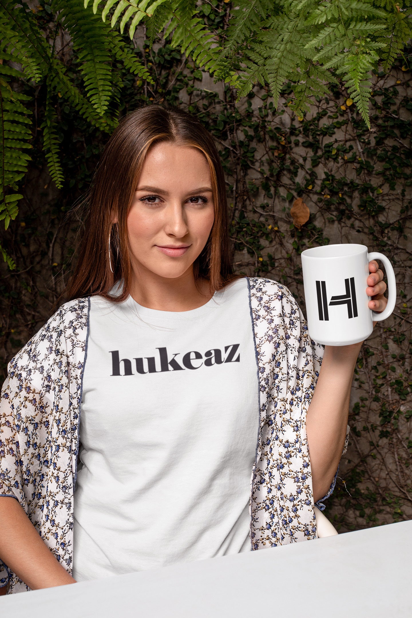 HUKEAZ - Womens - Plain Tee - White/Black